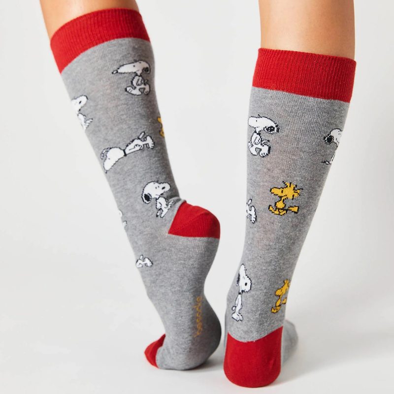 Calcetines Snoopy gris