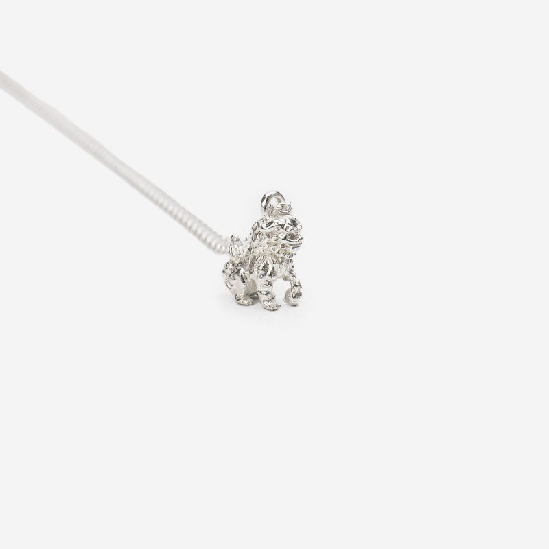 COLGANTE-LEON-FU-MACHO-PLATA-2-1500