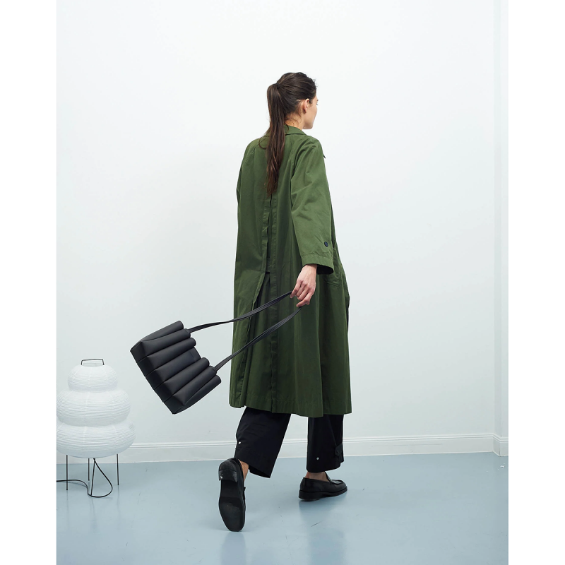 TOTESHELLBAG_D5_CARBON_11