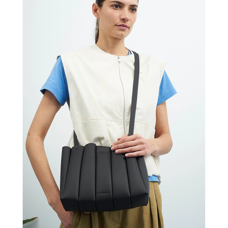 TOTESHELLBAG_D5_CARBON_6