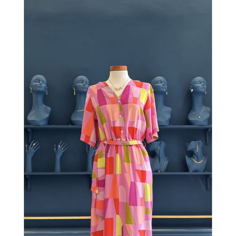 VESTIDO-SHAPES-ROSA-DETALLE