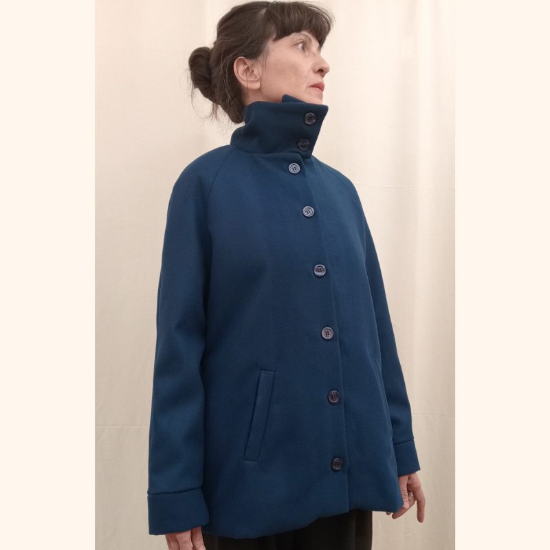 CHAQUETON-AZUL-MODELO-2