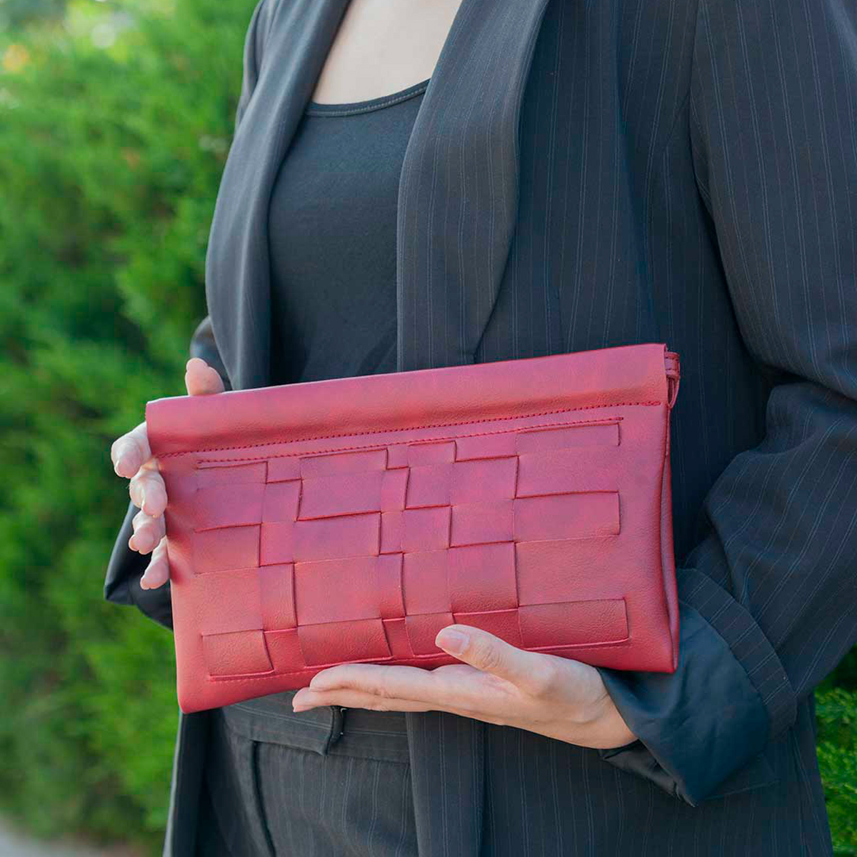 Bolso vegano Elise cereza - Image 3