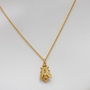 Colgante abeja pequeña plata bañada en oro